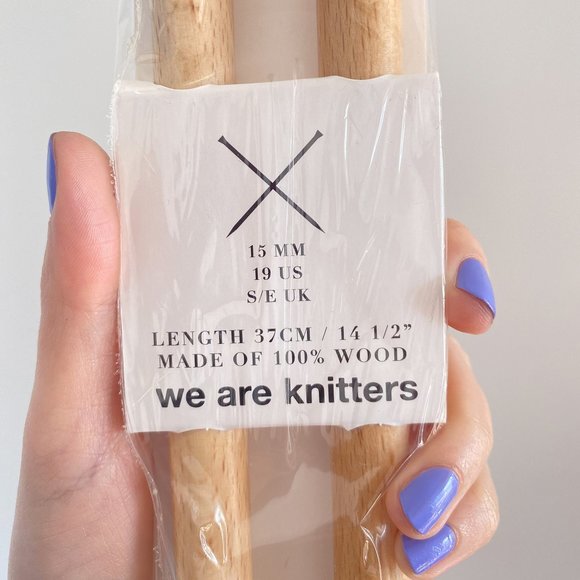 We Are Knitters Beechwood Knitting Needles 15mm - Picture 4 of 6